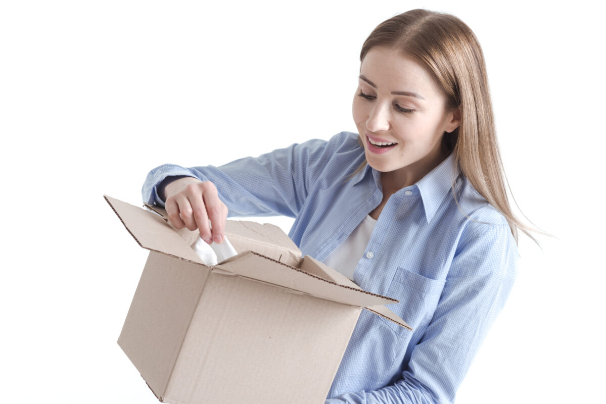 KOSTENLOSER VERSAND AB 100 € FÜR ÖSTERREICH UND DEUTSCHLAND